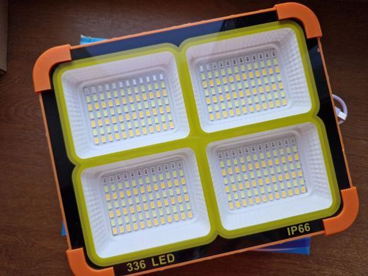 Переносний ліхтар прожектор на сонячній батареї Solar Led Light із функцією power bank