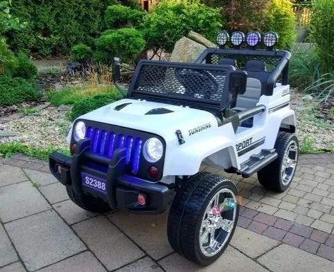 Дитячий електромобіль джип Bambi Racer 4WD M 3237EBLR-1 Jeep USB,MP3 / білий