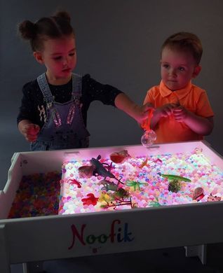 Світловий стіл &mdash; пісочниця Noofik "Стандарт" з однією кишенею 53*78см з поверхнею для конструктора