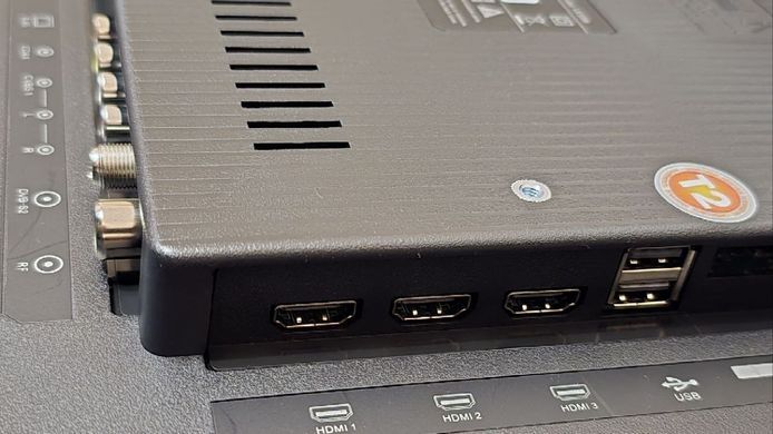 Телевізор безрамковий SmartTV UHD TV +Т2 55", голосове упр. LE5500