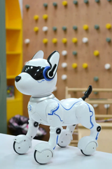 Інтерактивний Собака-робот на радіокеруванні з голосовими командами А 002